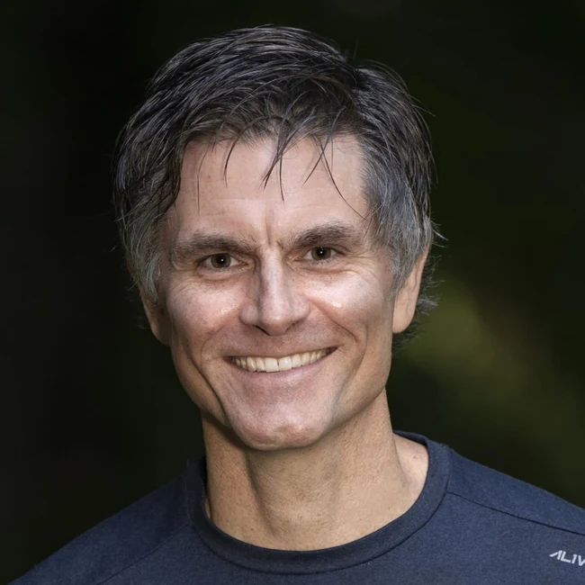 Christopher Moore, Principal
